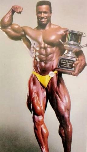 Shawn ray at buildwithpros Com online fitness course